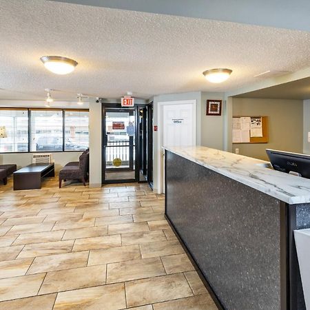 Econo Lodge Miramichi Exteriér fotografie