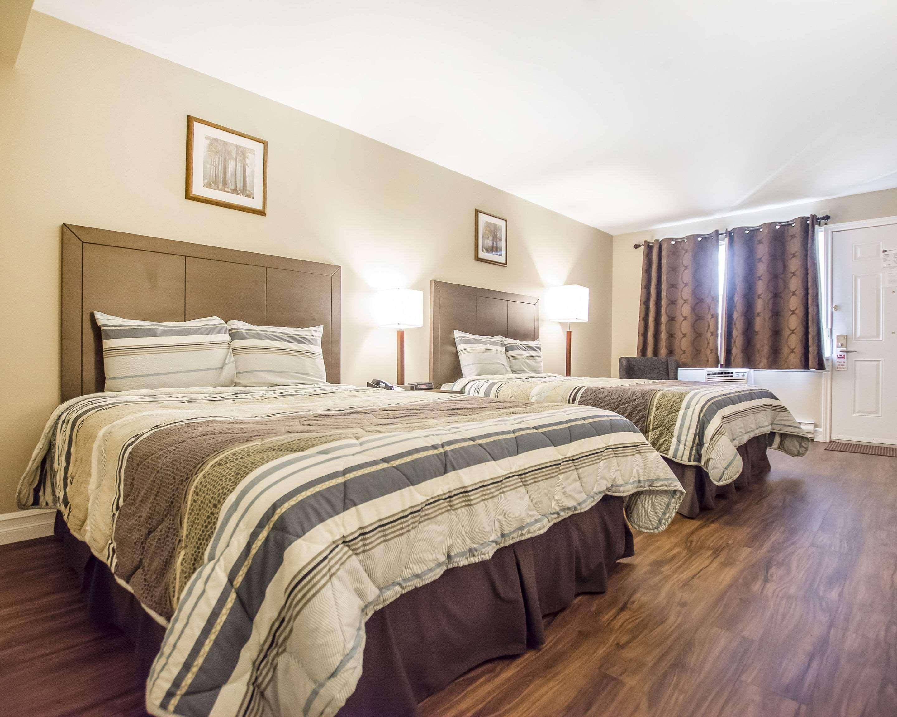Econo Lodge Miramichi Exteriér fotografie