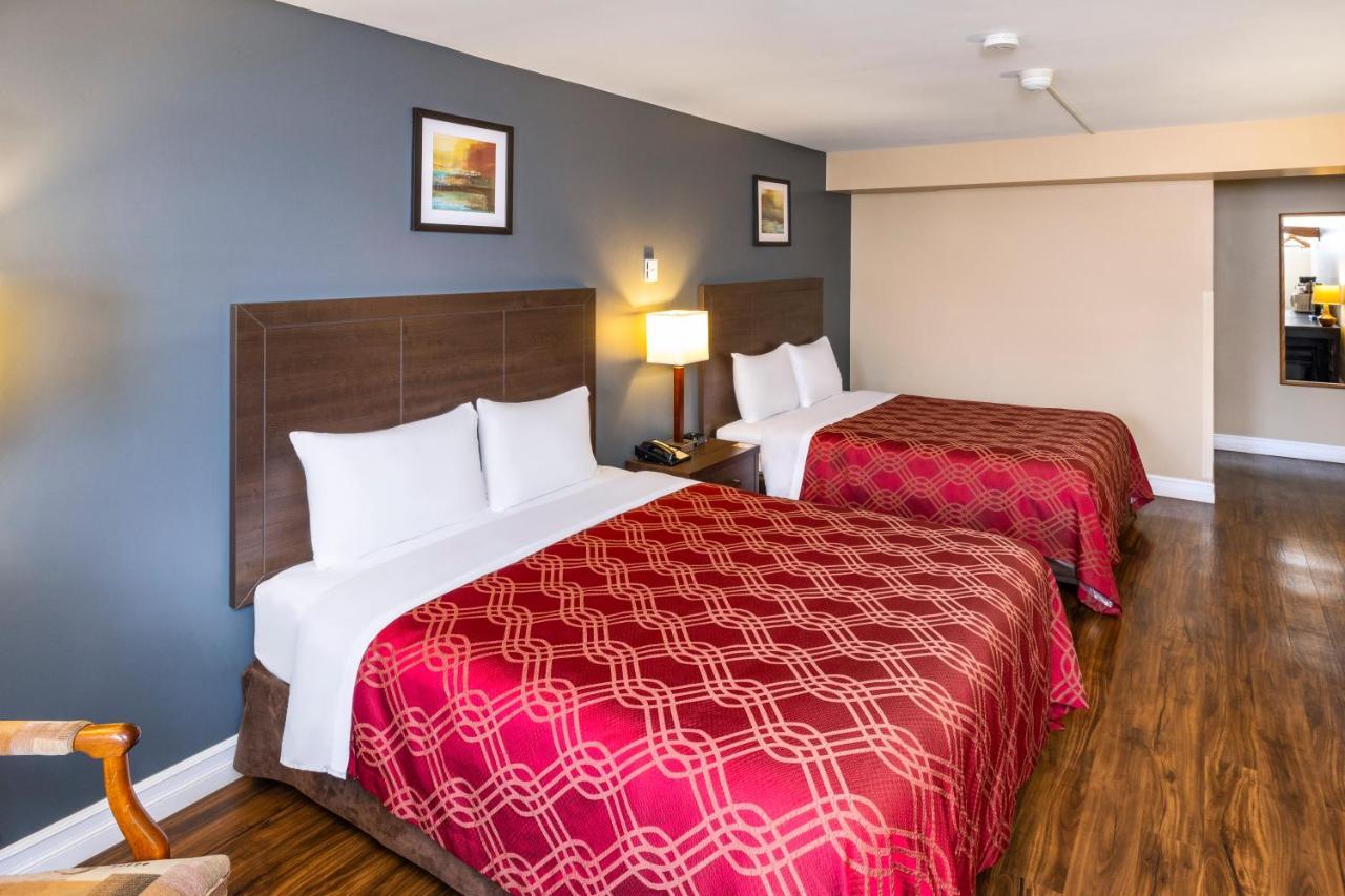 Econo Lodge Miramichi Exteriér fotografie