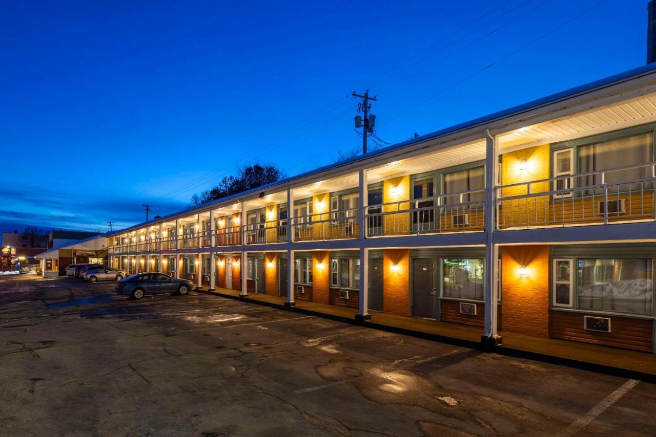 Econo Lodge Miramichi Exteriér fotografie