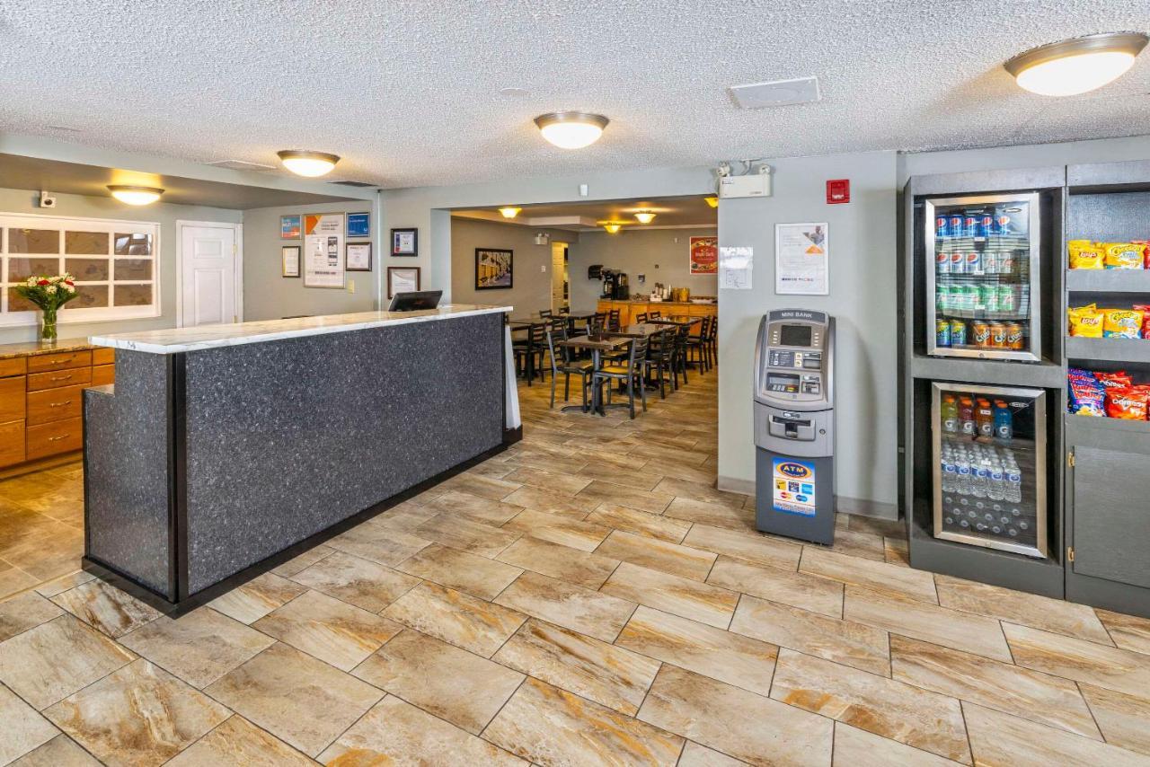 Econo Lodge Miramichi Exteriér fotografie