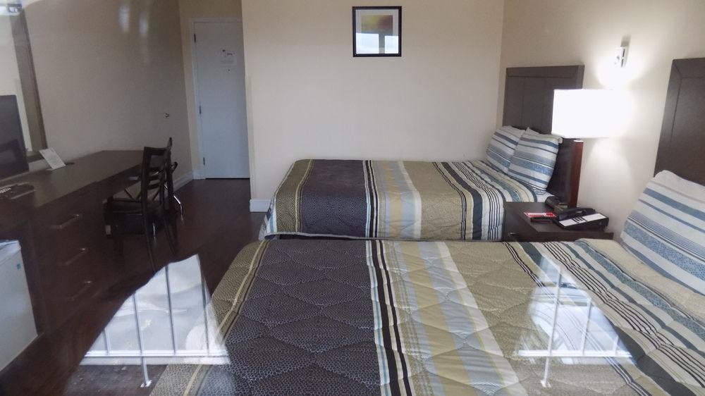 Econo Lodge Miramichi Exteriér fotografie