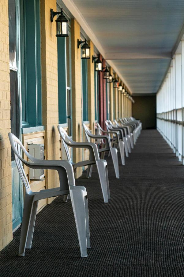 Econo Lodge Miramichi Exteriér fotografie